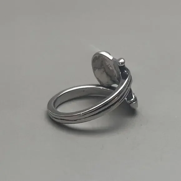 Y2K Vintage Wrapped Guitar Ring – Silver Tone, Size 8, Unisex, Brand New - Picture 3 of 7